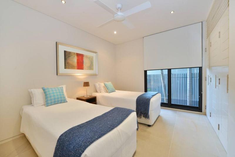 Hapuka - Luxury Villa with Stunning Views on Murphy St - image 15