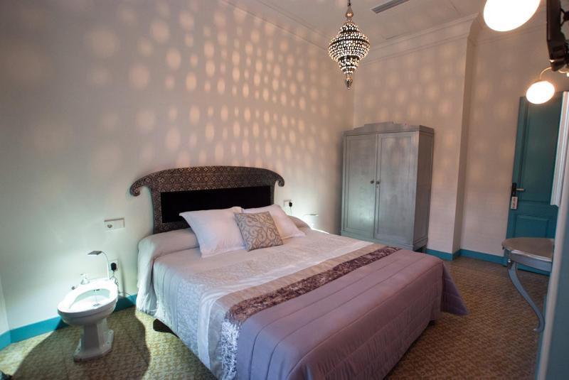 Double or Twin Room image 2