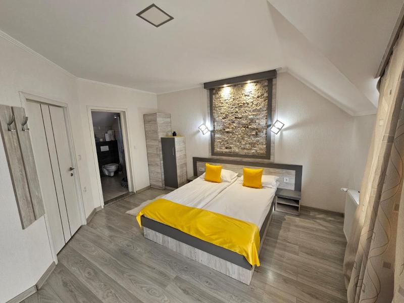 Three-Bedroom Villa image 2