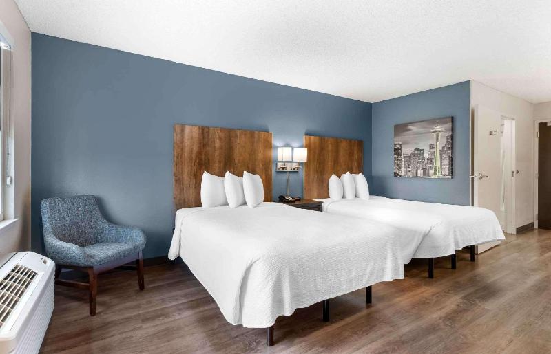 Studio with 2 Double Beds - Non-Smoking image 1