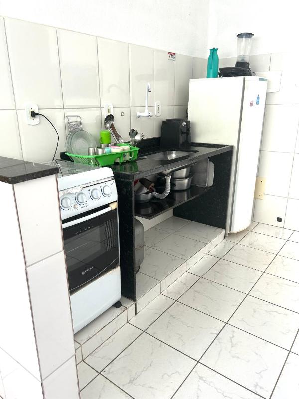 Beverly Hills Flat - image 39