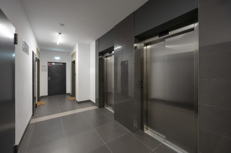 One-Bedroom Apartment image 4