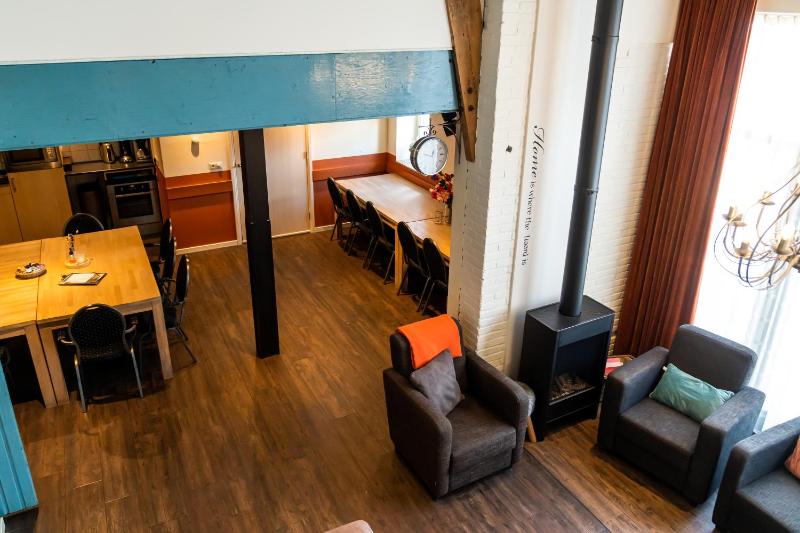 Three-Bedroom Apartment image 4