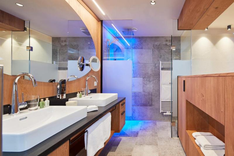 Suite image 3