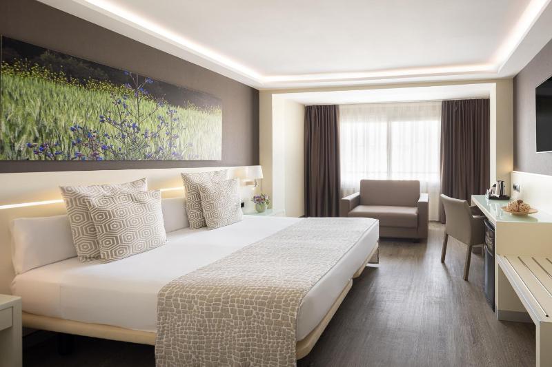 Triple Room with Mountain View (3 Adults)  image 3