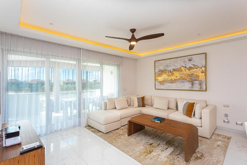 Casa Diva Stunning PH Ocean View 2 bedroom & Office At Mareazul apts - image 47