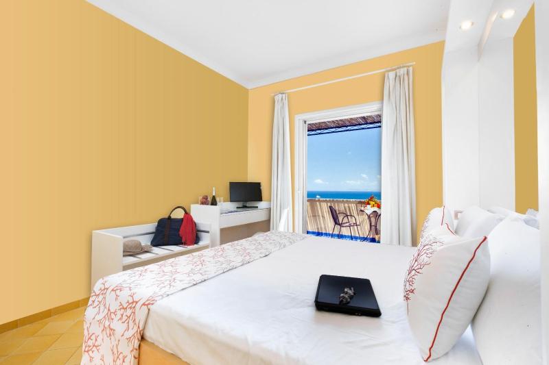 Hotel Piccolo Paradiso - image 13