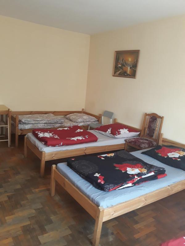 Bed in 6-Bed Mixed Dormitory Room image 2