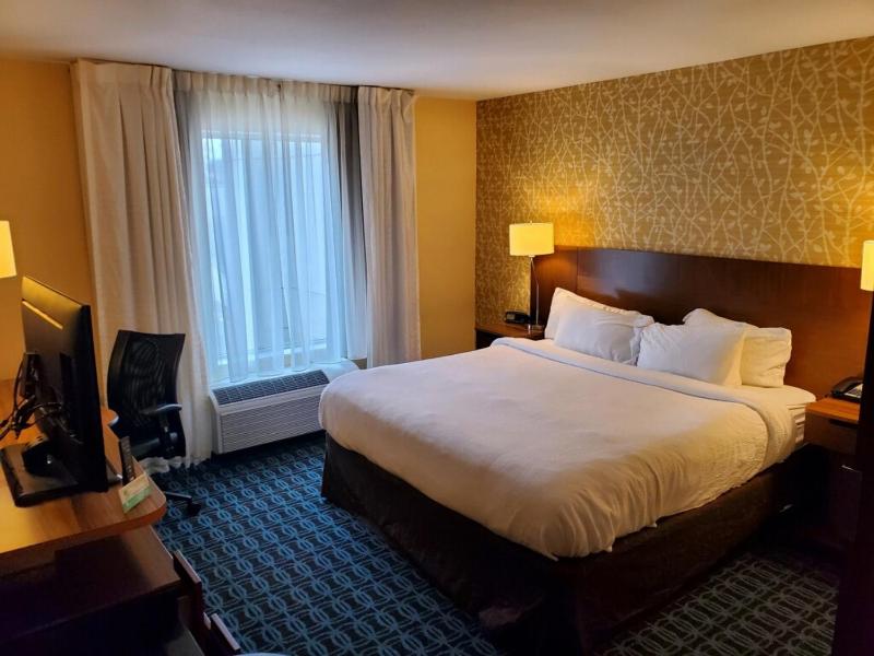 King Room image 4