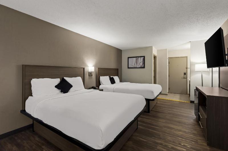 Queen Room image 1