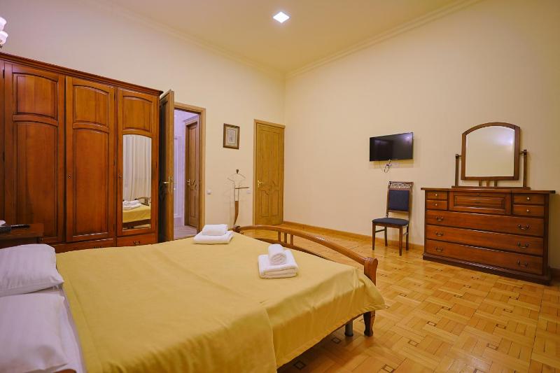 Suite image 4