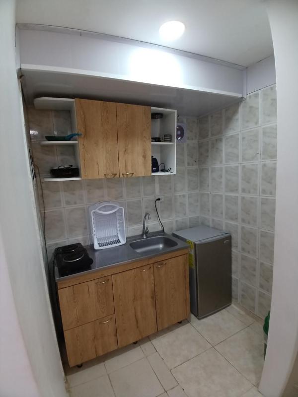 Confortable y Central Habitacion cerca a la Playa Spratt Bight y Malecon - image 14