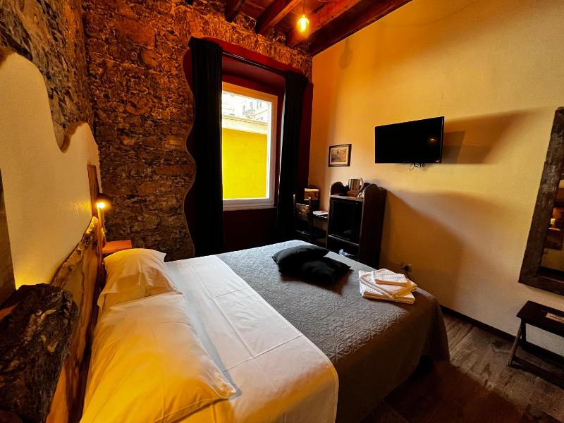 La Taverna del Metallo Rooms - image 3