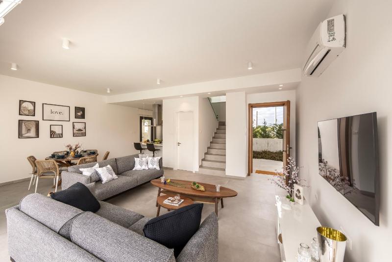 Protaras By the Bay Villa 32 - image 16