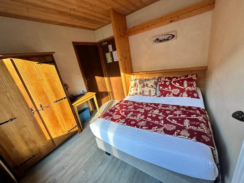 Single Room image 4