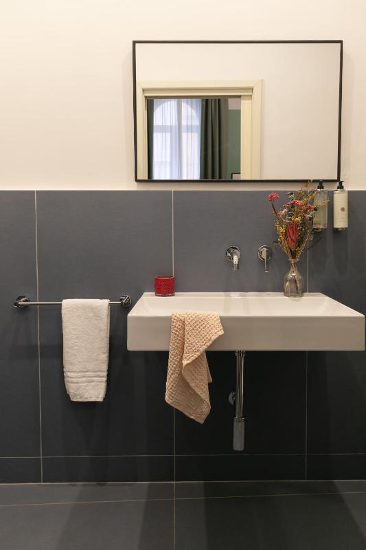 Double Room image 1