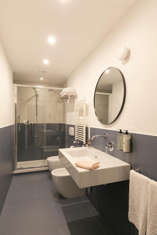 Junior Suite image 2