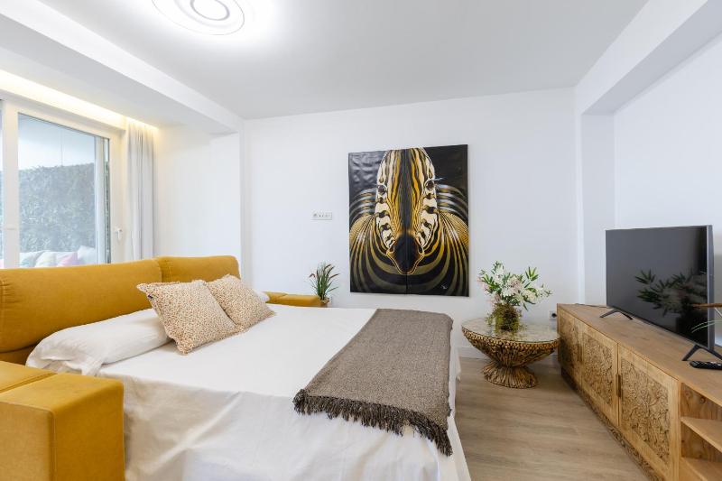 Fidalsa Penthouse Complex - image 14