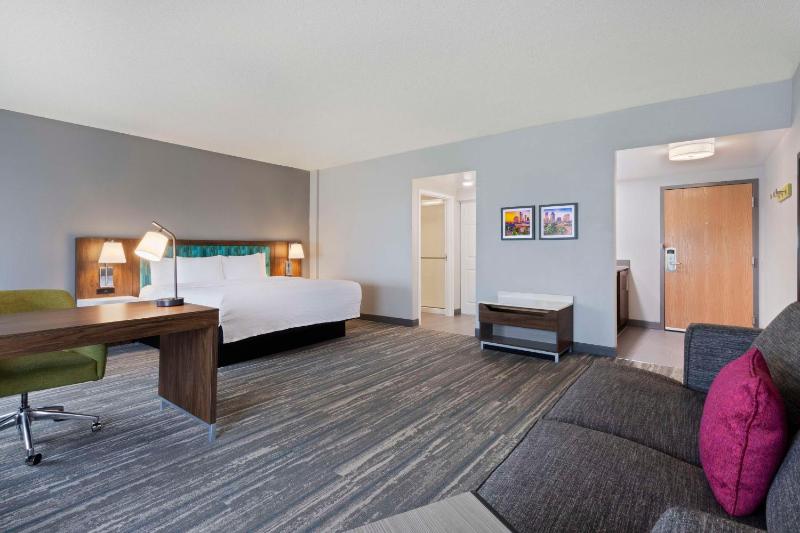 King Studio Suite - Non-Smoking image 3