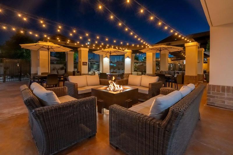 Hilton Garden Inn Scottsdale Old Town - image 35