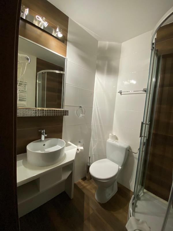 Double Room image 2