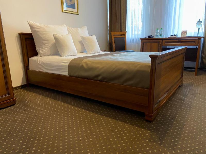 Double Room image 1