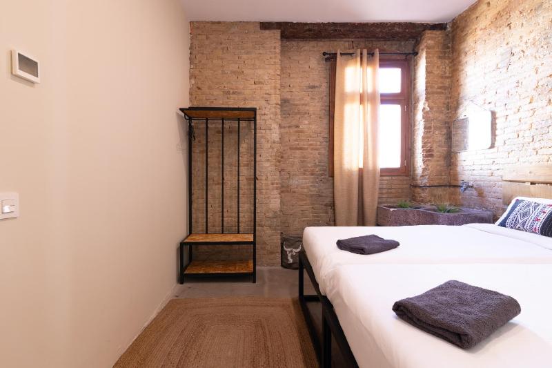 Double Room with Private Bathroom image 3