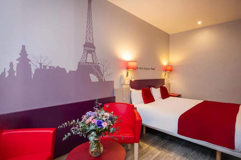 Superior Double Room image 4