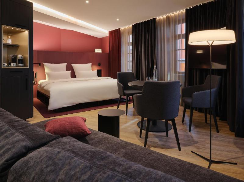 Deluxe Double Room Dependance image 3