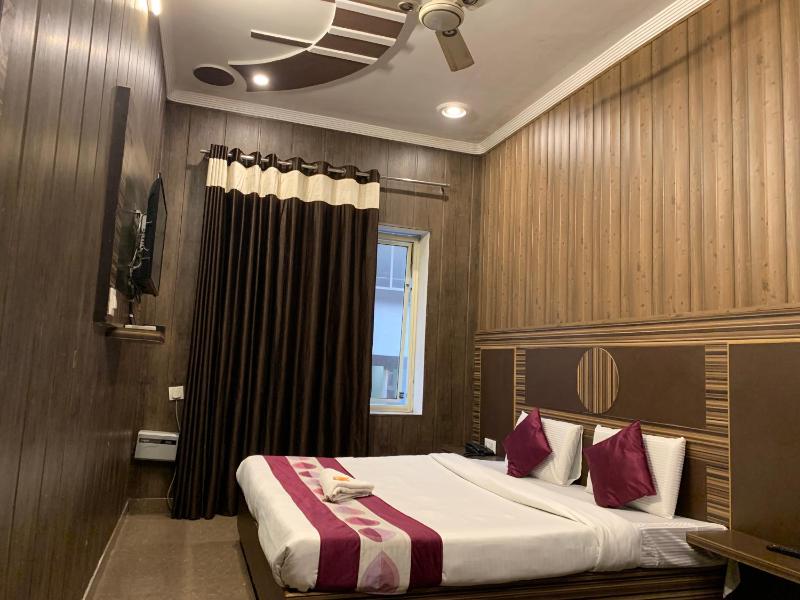Hotel PardesiHar ki pauri Road Haridwar - image 4