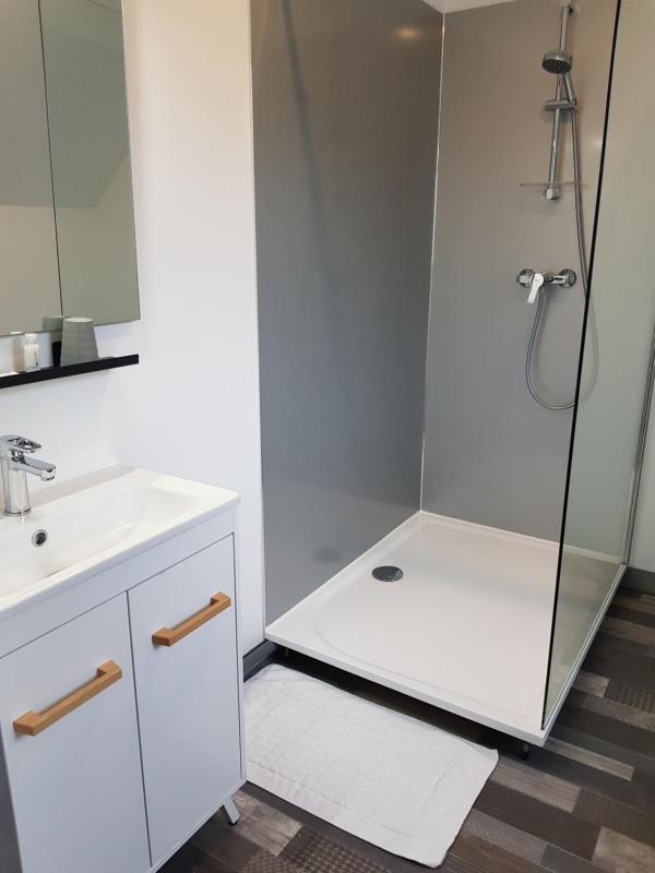 Standard Double Room image 2