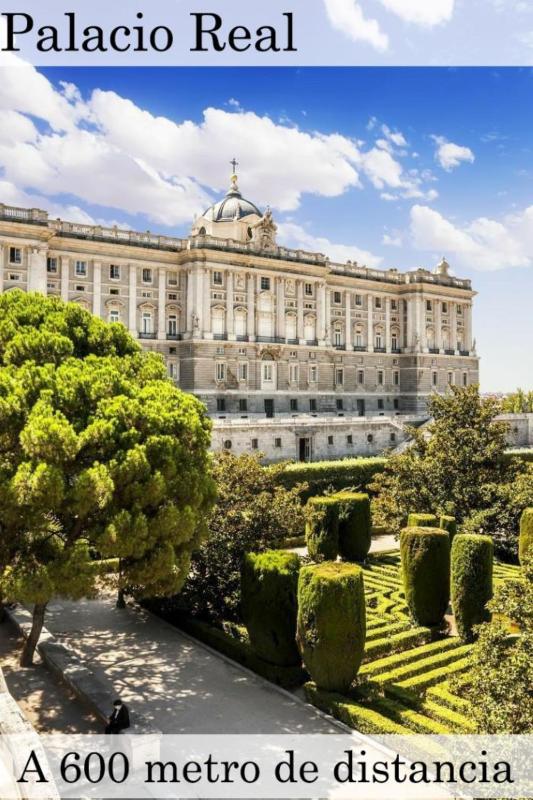 Double with Shared Bathroom with Balcony image 3