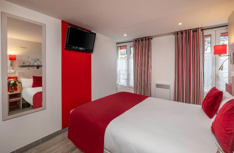 Double Room image 4