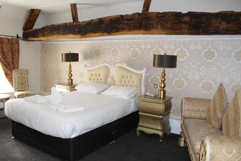 Superior Double Room image 4