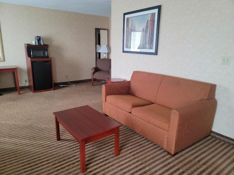 Executive King Room - Non-Smoking image 4