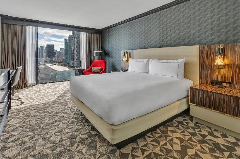 King Room image 3