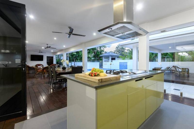 Casa Breeze - 5 Bedrooms Close to Town & Beach - image 6