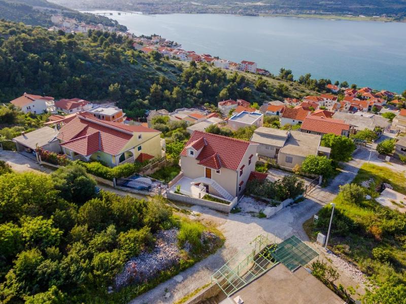 Family-friendly apartments with swimming pool Mastrinka Ciovo - 22372 - image 9