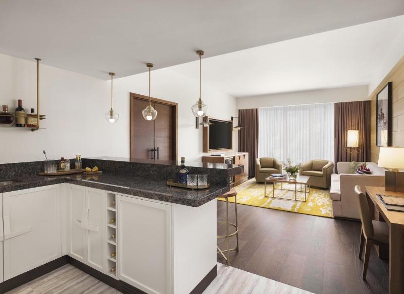 Karaman suite with Slope View image 3