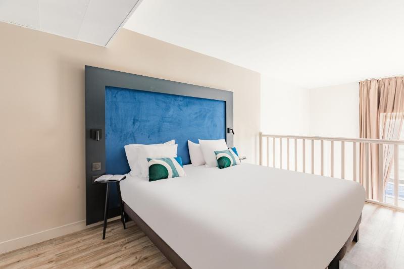 Superior One-Bedroom Apartment image 1