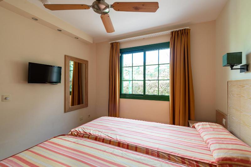 One-Bedroom Bungalow (2 Adults + 1 Child) image 4
