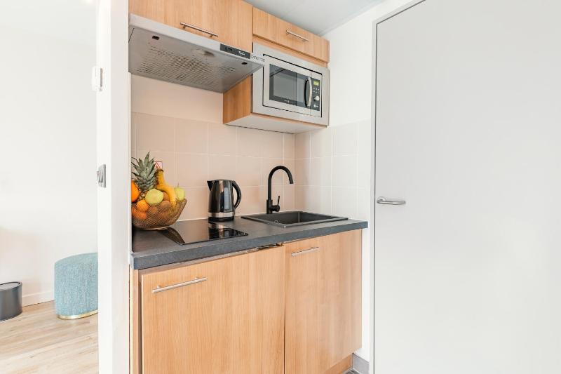 Superior Apartment image 3