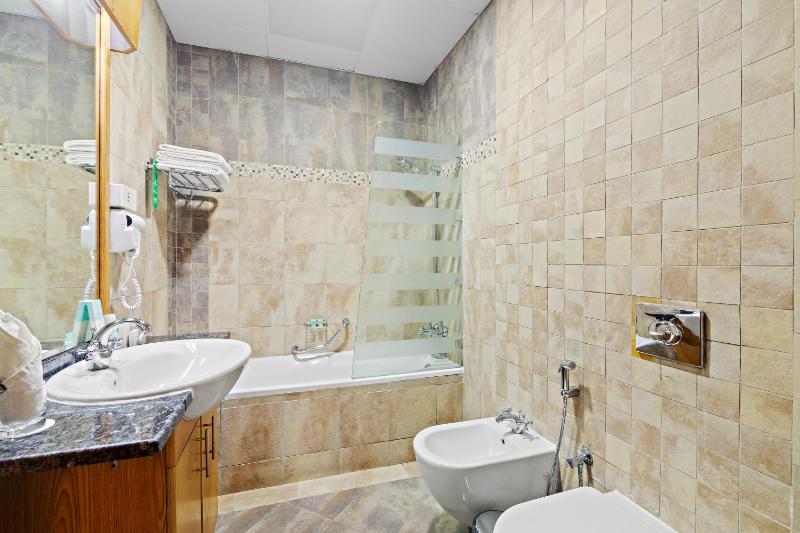 Al Khoory Hotel Apartments Al Barsha - image 8