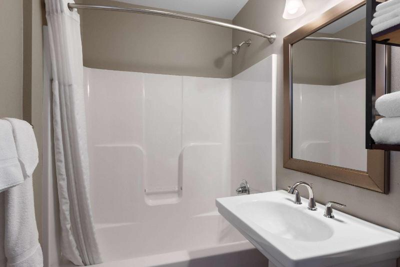 Days Inn by Wyndham Kill Devil Hills Oceanfront - Wilbur - image 28