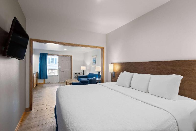 Days Inn by Wyndham Kill Devil Hills Oceanfront - Wilbur - image 9