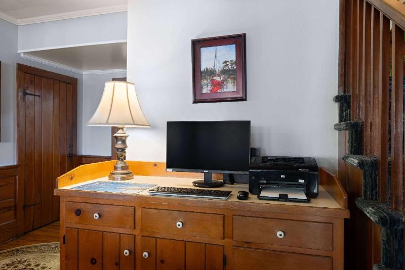 Days Inn by Wyndham Kill Devil Hills Oceanfront - Wilbur - image 43