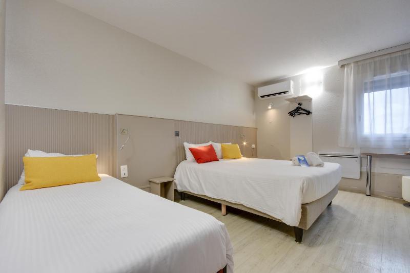 Double Room - Disability Access image 4