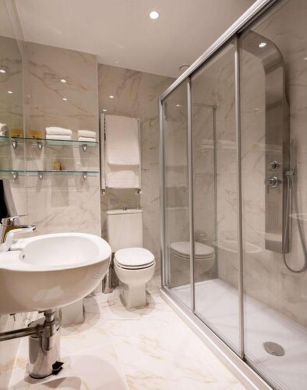 Superior Double Room image 2