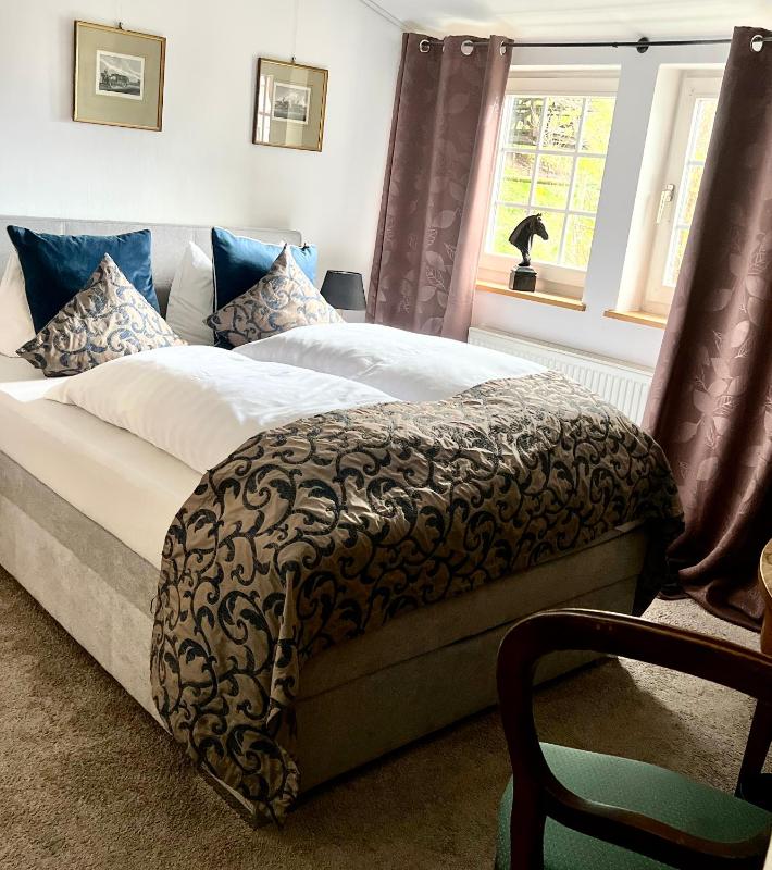 Double Room (1 Adult) image 1
