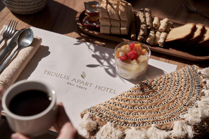 Troulis Apart-Hotel - image 3
